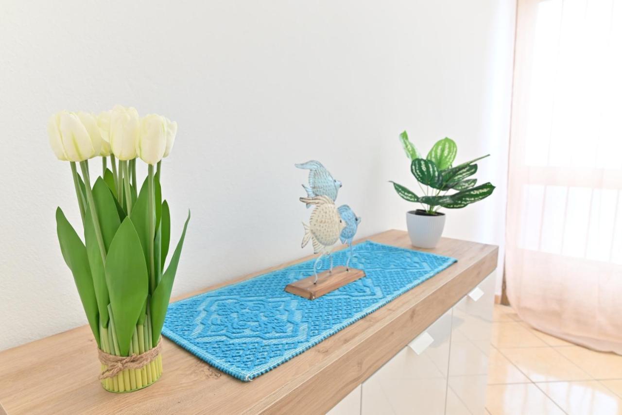 Izzhome Flamingo بولا المظهر الخارجي الصورة