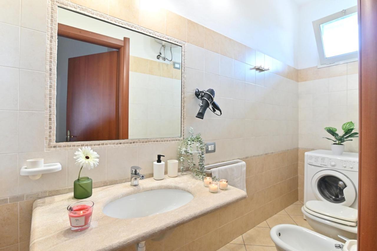 Izzhome Flamingo بولا المظهر الخارجي الصورة