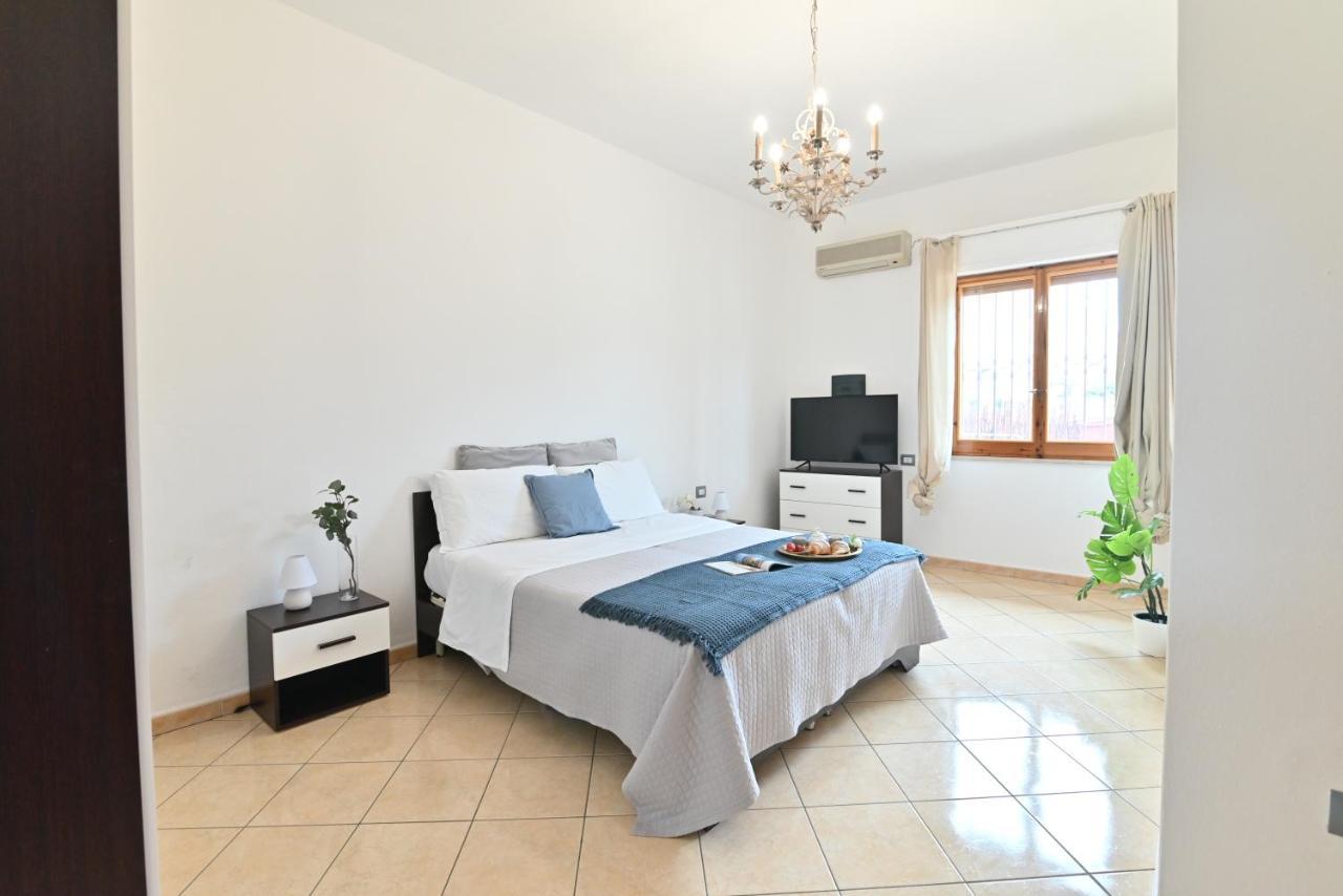 Izzhome Flamingo بولا المظهر الخارجي الصورة